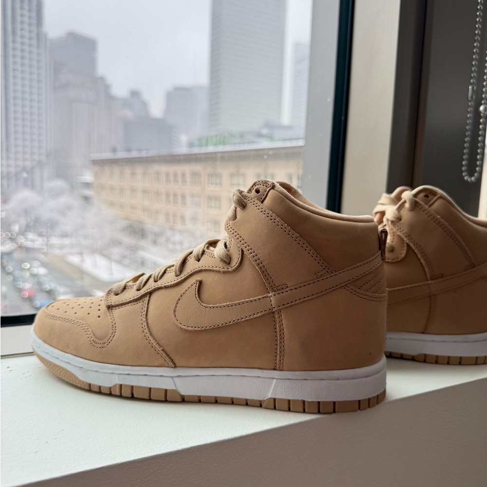 Nike Dunk High Premium- Vachetta Tan